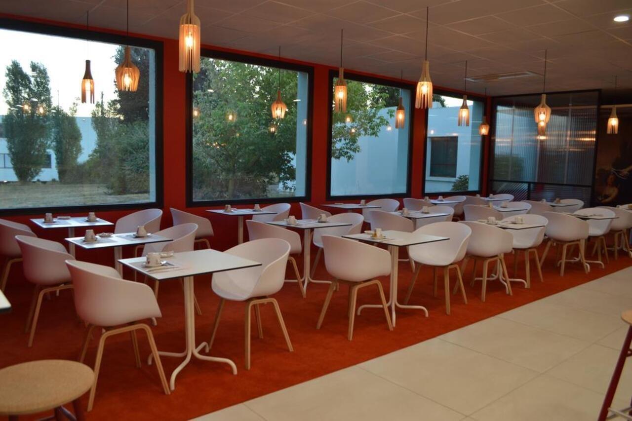 Hôtel ibis Styles Auxerre Nord Exterior foto
