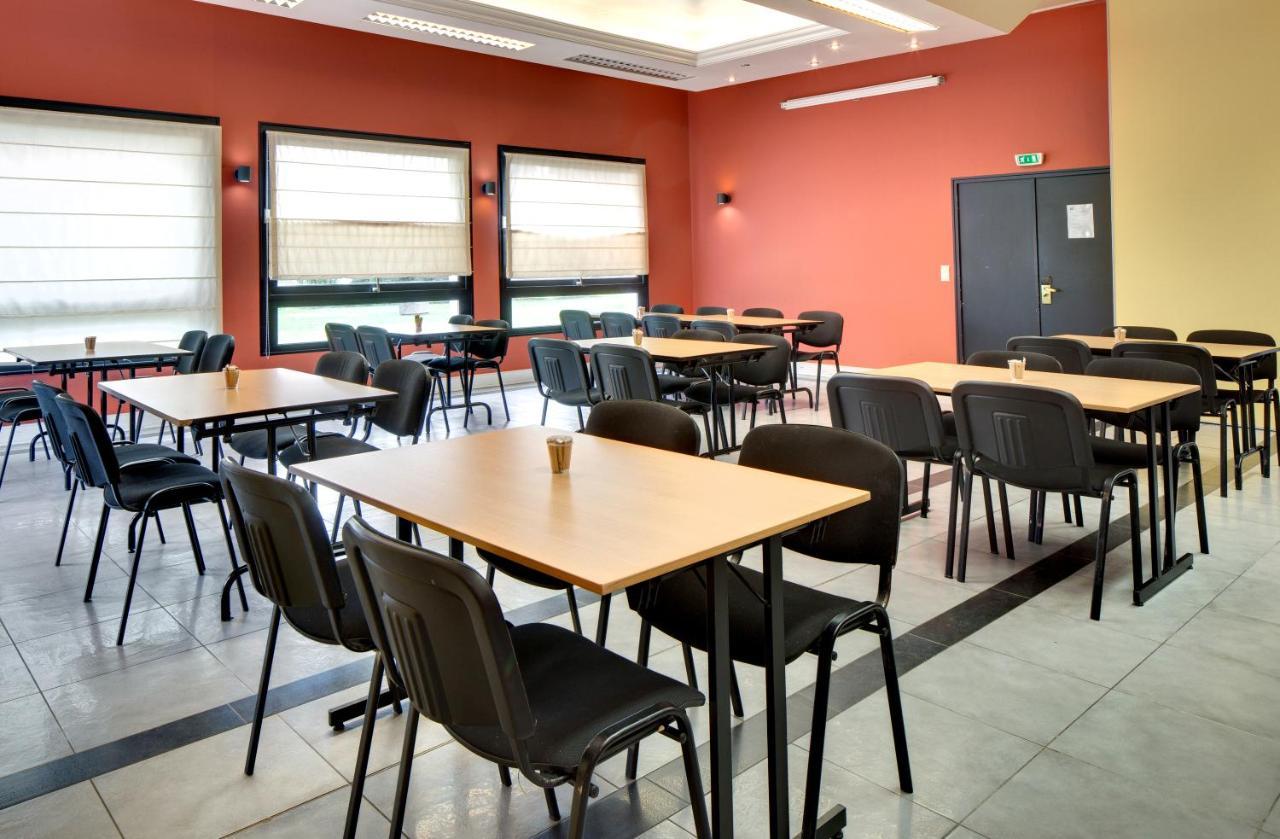 Hôtel ibis Styles Auxerre Nord Exterior foto